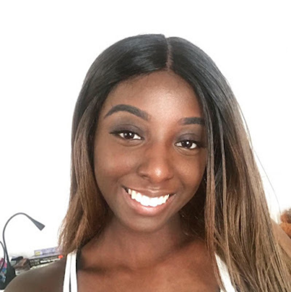 Meet your Posher, Karine